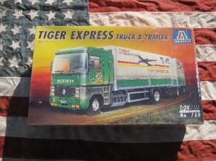 IT0748  Renault AE500 TIGER EXPRESS Truck & Trailer